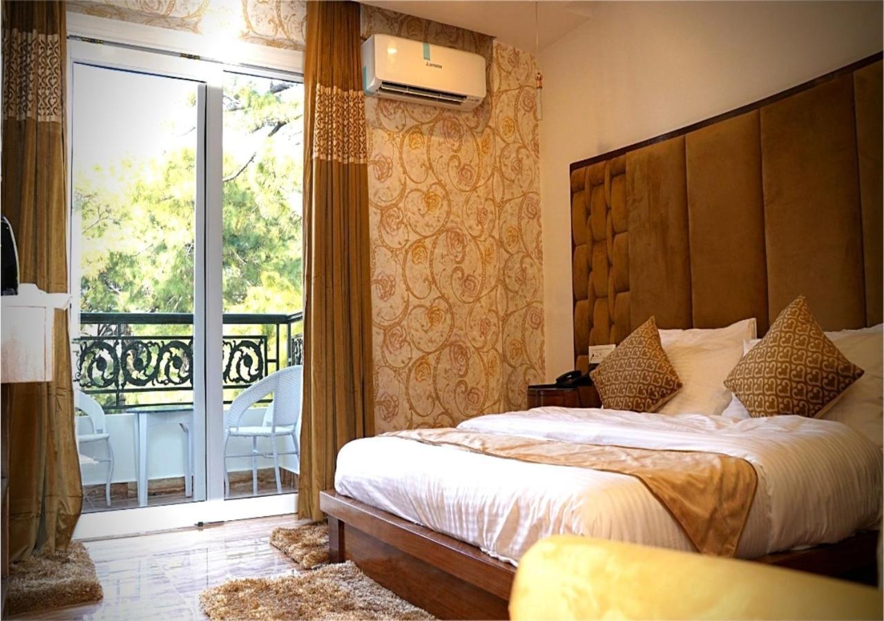 Hotel Saheb'S Castle Mcleodganj МакЛеод Ганж Екстериор снимка