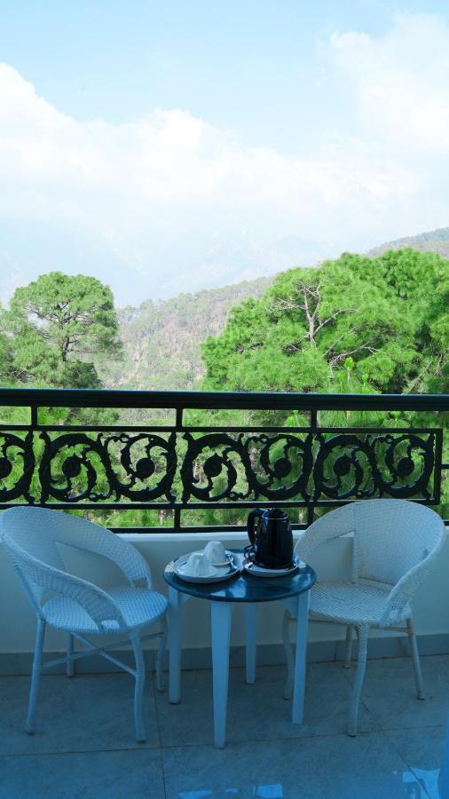 Hotel Saheb'S Castle Mcleodganj МакЛеод Ганж Екстериор снимка